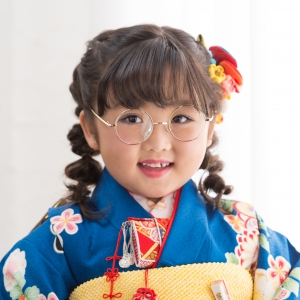 七五三髪型7歳特集 ヘアスタイル 髪型の選び方も紹介 七五三の写真